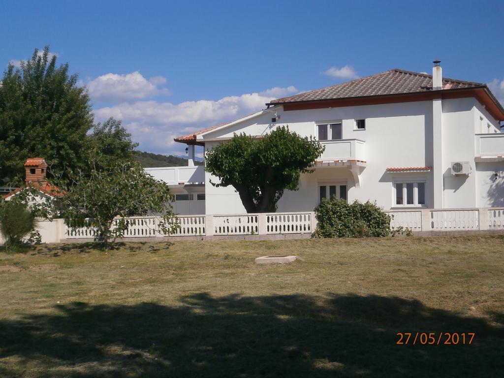 Апартаменти Gvacic House Супетарська Драґа Екстер'єр фото